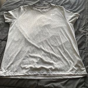 NIKE DriFit Women’s Training Heathered Gray Top, XL